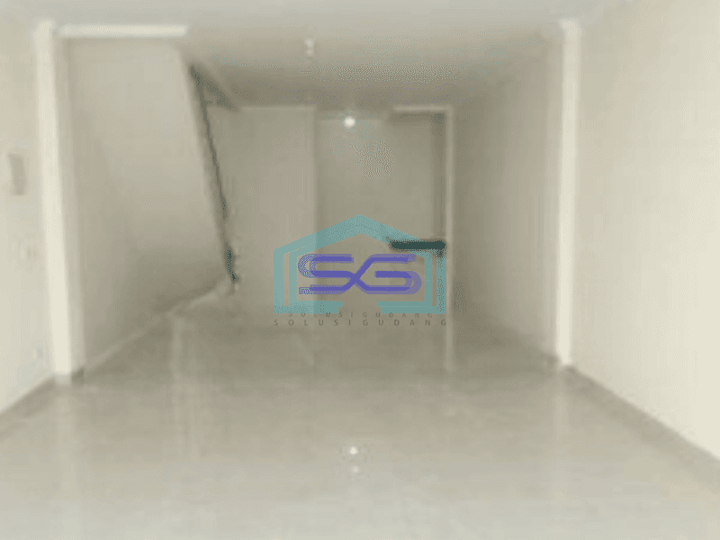 Disewakan Ruko 3 Lantai di Green Lake City Jakarta Barat Luas Bangunan 236 m²