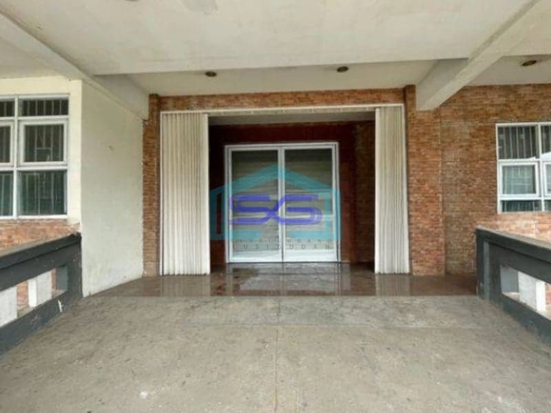 Dijual Ruang Usaha di Karawang Barat Luas Tanah 300 m²