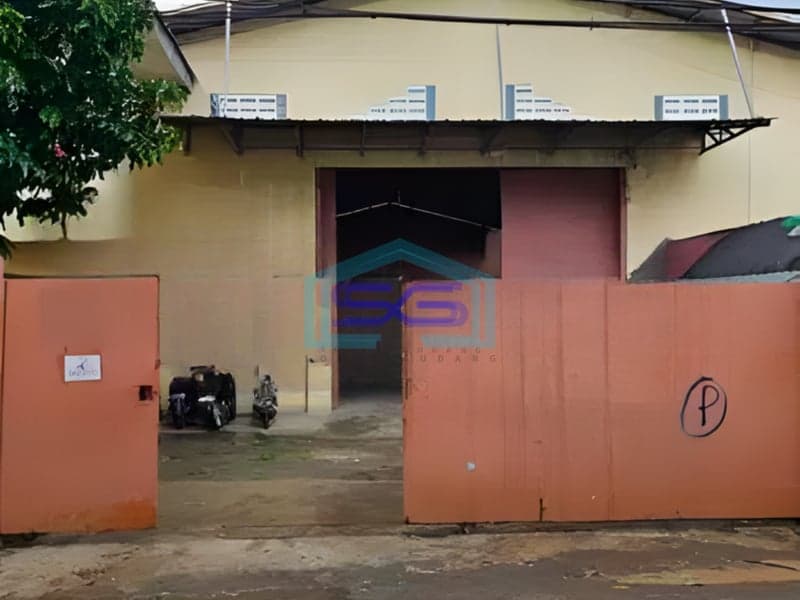 Disewakan Gudang Akses Container 40 Feet Luas Tanah 800 m² di Cipondoh Tangerang