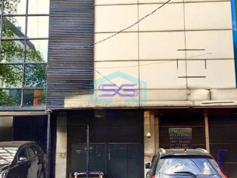 Dijual Ruko 4.5 Lantai , Area Bisnis Ramai Di Melawai Jakarta Selatan LT 100m2