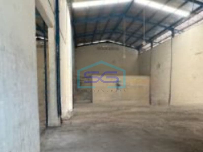 Disewakan Gudang Luas Tanah 420 m² 2 Lantai Lokasi di Legok Tangerang Banten