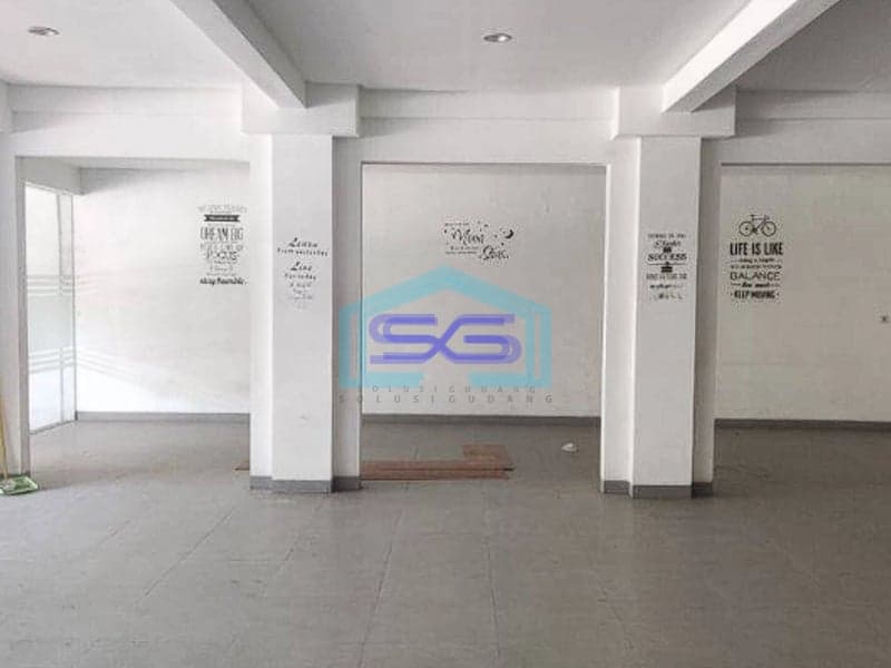 Disewakan Ruko Komersial Nol jalan Jl. Undann Kulon Surabaya LB 350m2