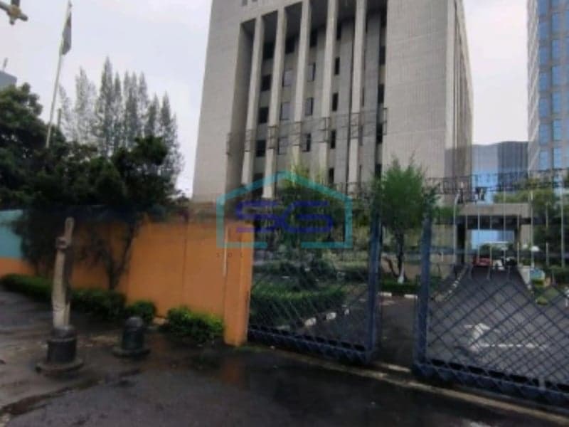 Disewakan Kantor di Jalan Raya Kebon Sirih, Jakarta Pusat LB 6.060 m²