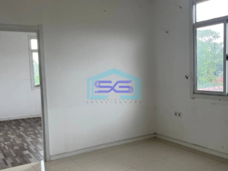 Disewakan Ruang Usaha Luas Bangunan  650 m² Lokasi Bebas Banjir di Tangerang