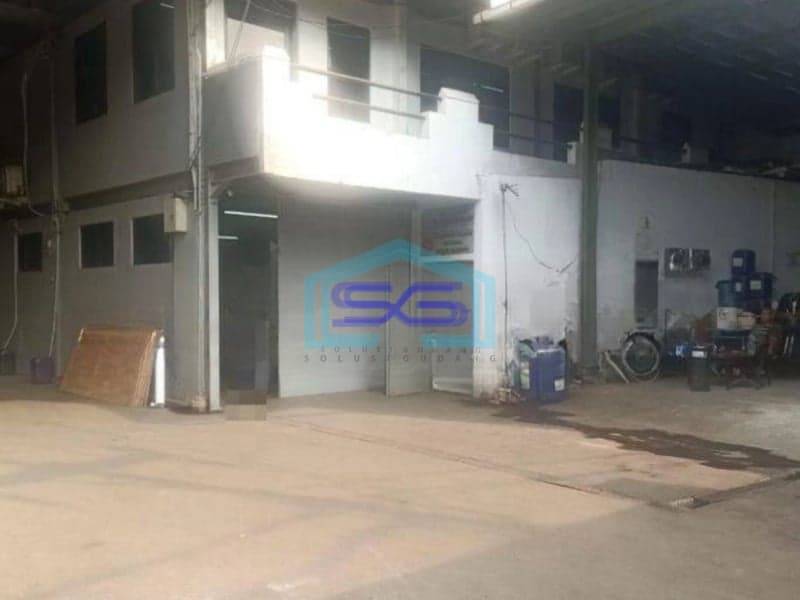 Dijual Gudang Lokasi Strategis di Cimanggis Depok Luas Bangunan 903 m²
