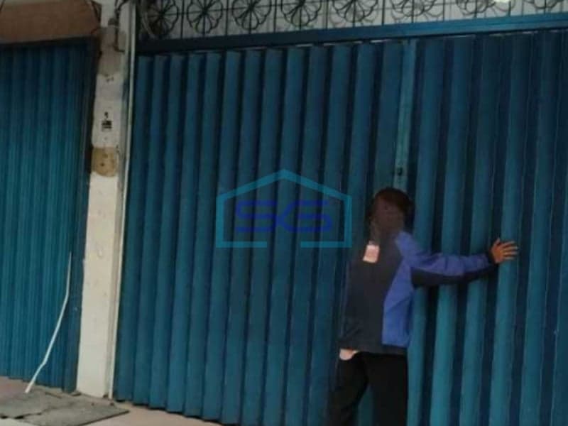 For Sale: Adjoining Shophouses in East Kemayoran, Central Jakarta, Building Area 540 m²