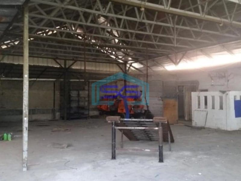 Dijual Gudang Lokasi Pinggir Jalan Tarumajaya Bekasi Luas Bangunan  350 m²