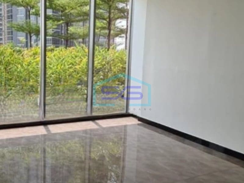 Commercial Space for Sale 131 m² Building Area in North Jakarta