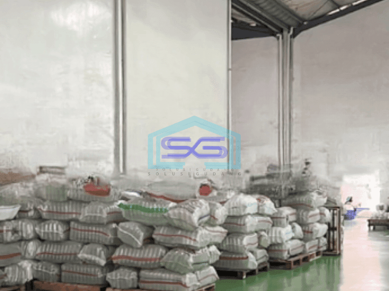 Disewakan Gudang Ada Kantor Luas Bangunan  800 m² di Kelapa Dua Tangerang