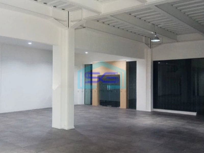 Dijual Gedung Jalan Boulevard Barat Kelapa Gading Jakarta Utara LB 600m2
