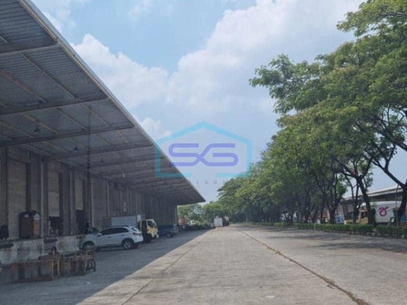 Disewakan Gudang Kualitas Terbaik Rapih Full Loading Doc Dinding Beton Cakung Jakarta Timur