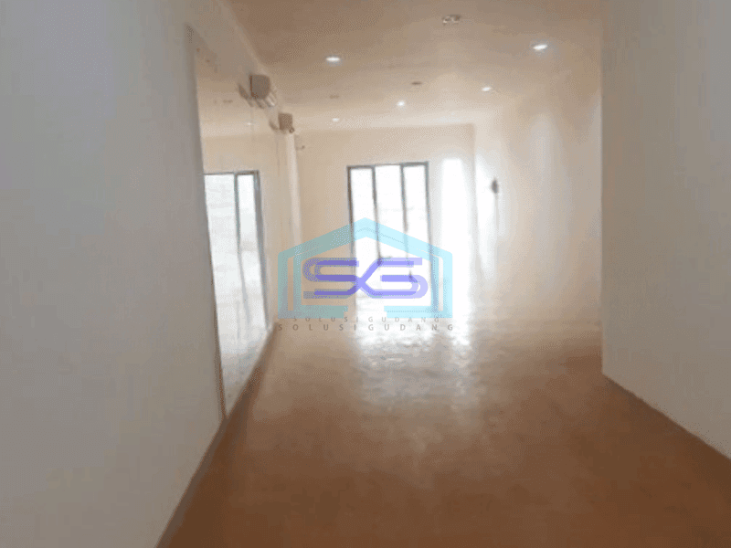 Disewakan Ruko 3 Lantai Luas Tanah 775 m² Lokasi Grogol Jakarta Barat
