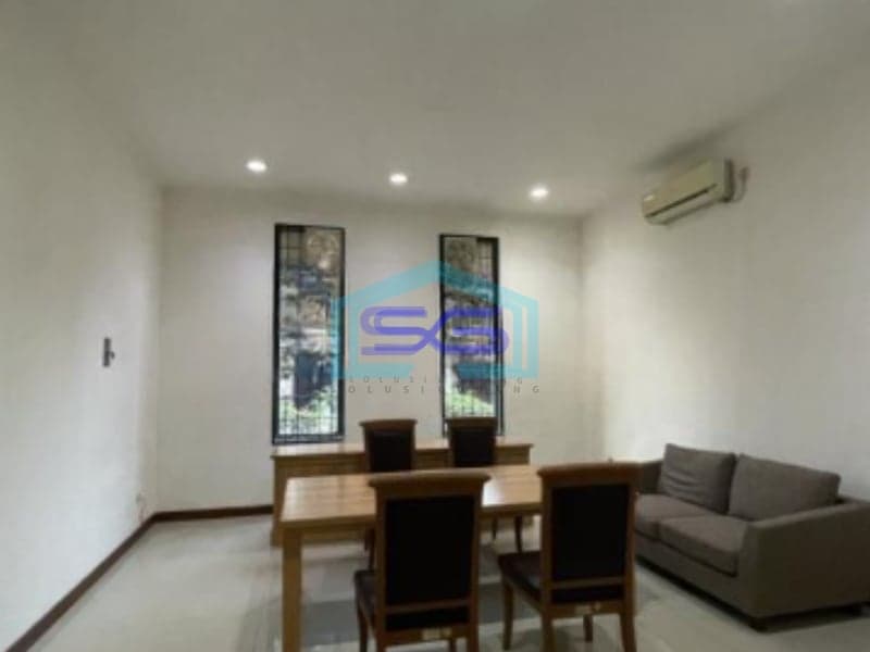 Di Sewakan Ruko 3 Lantai Di Daerah Komersil Pondok Indah Jakarta Selatan Luas Bangunan  210 m²