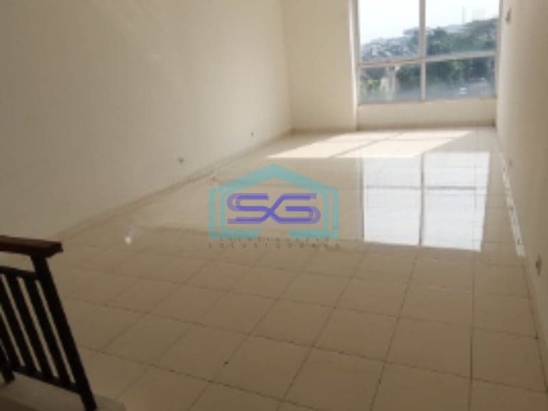 Disewakan Ruko Sangat Rapih Siap Huni di Gading Serpong Tangerang LB 172m2