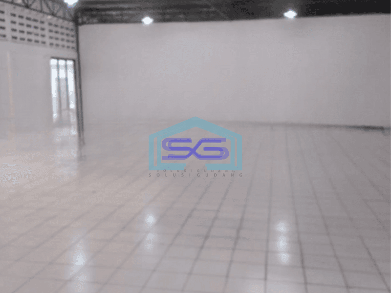 Disewakan Gudang Luas Bangunan 1000 m² Ada Kantor di Cipondoh Tangerang