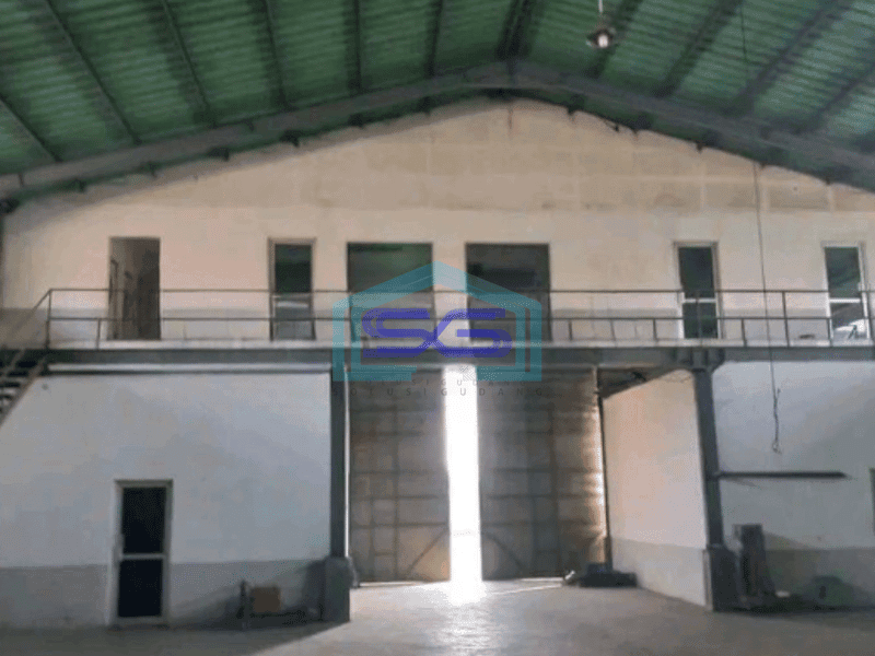 Dijual Gudang Luas Bangunan 3000 m² Lokasi Bebas Banjir di Legok Tangerang