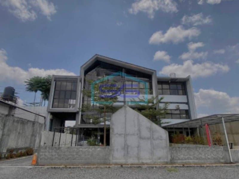 Disewakan Ruang Usaha di Sinduadi, Mlati, Sleman Yogyakarta LB 900m2