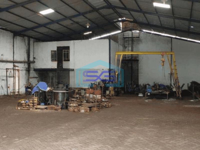 Dijual Gudang 2 lantai Ada Kantor Luas Bangunan  920 m² di Margomulyo Surabaya
