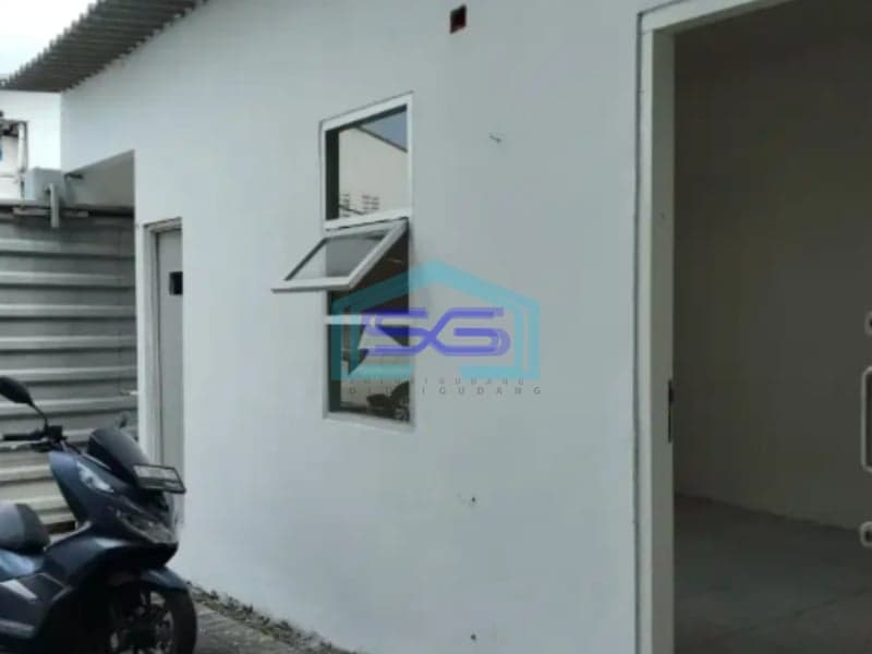 Disewakan Gudang Surimulia Margomulyo Surabaya  Sebelah tol Luas Bangunan 432m2