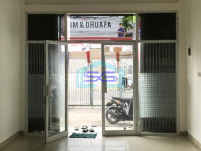 Dijual Cepat Ruko Luas Bangunan  110 m² Lokasi di Duren Sawit Jakarta Timur