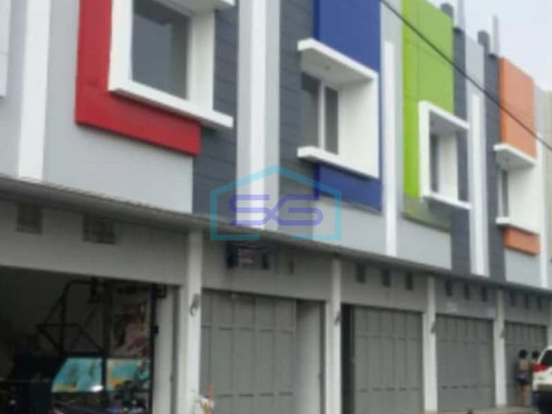 出售：位于西爪哇万隆巴图加加市场附近的战略性繁华店屋，建筑面积97平方米