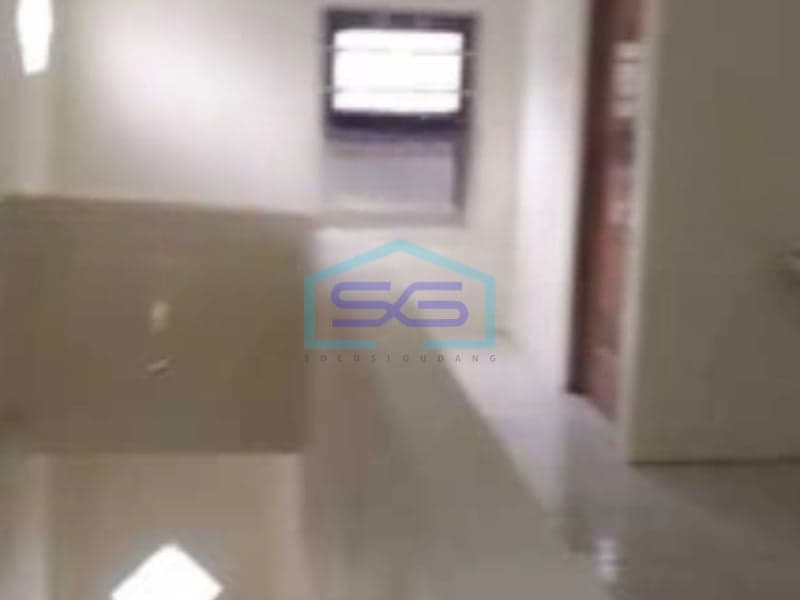 For Sale: Spacious Commercial Building 220 m² Freehold Title, East Semarang Location