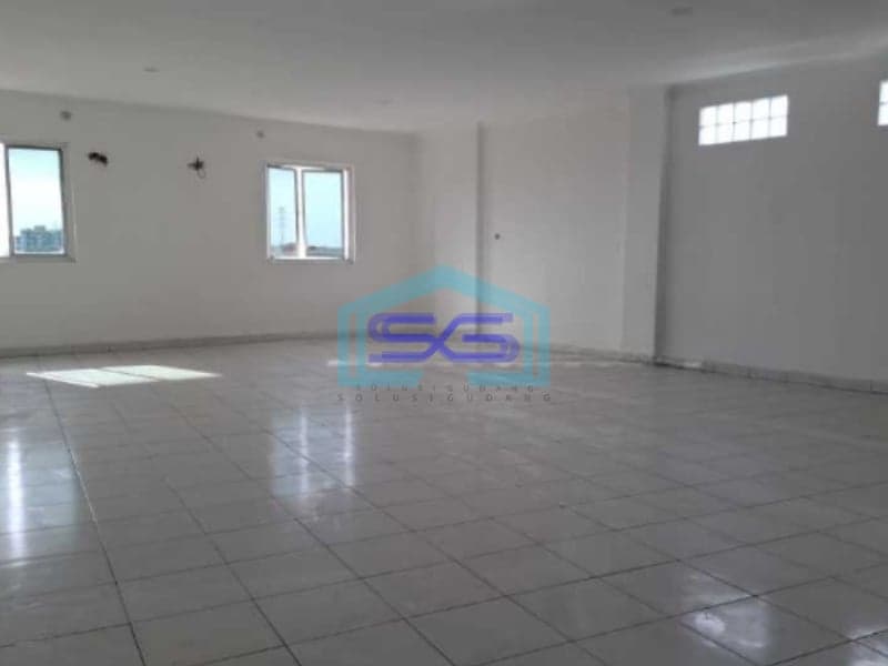 Disewakan Ruko 4.5 Lantai di Tambora Jakarta Barat Luas Bangunan 750m2