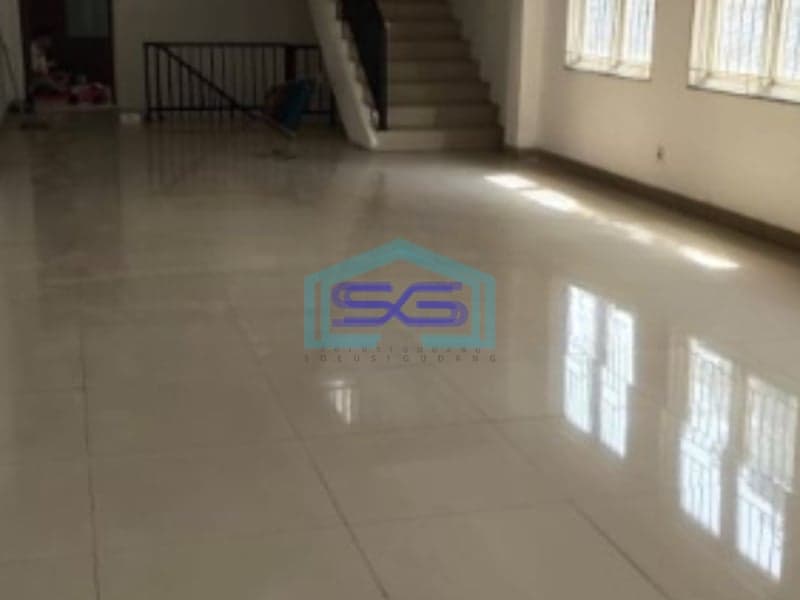 Disewakan Ruko Luas Tanah  125 m² Lokasi di Jakarta Barat