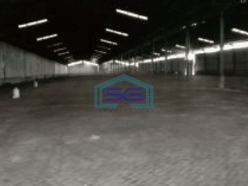 Disewakan Gudang Luas Bangunan  5170 m² di Surabaya Kota Area Parkir Luas
