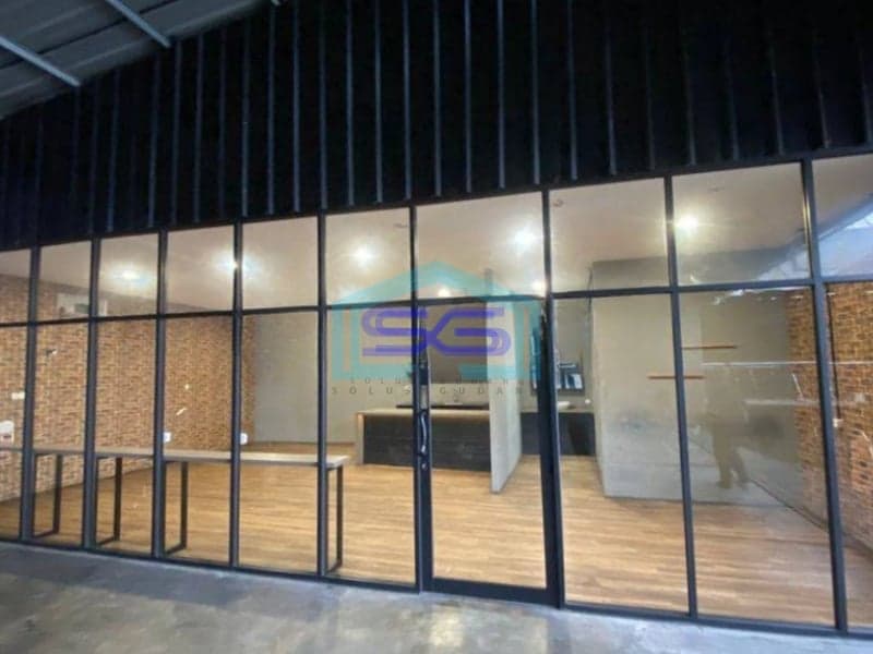 Disewakan Ruang Usaha di Area strategis Jakarta Barat LT 1024m2