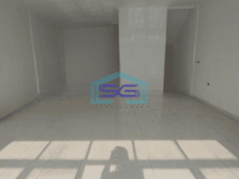 Dijual Ruko 3 Lantai Luas Bangunan   360 m² di Muara Karang Jakarta Utara
