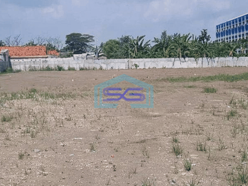 Dijual Tanah Padat Sudah Dikeliling Pager Pinggir Jalan Utama Babelan Bekasi Jawa Barat LT 3437m2
