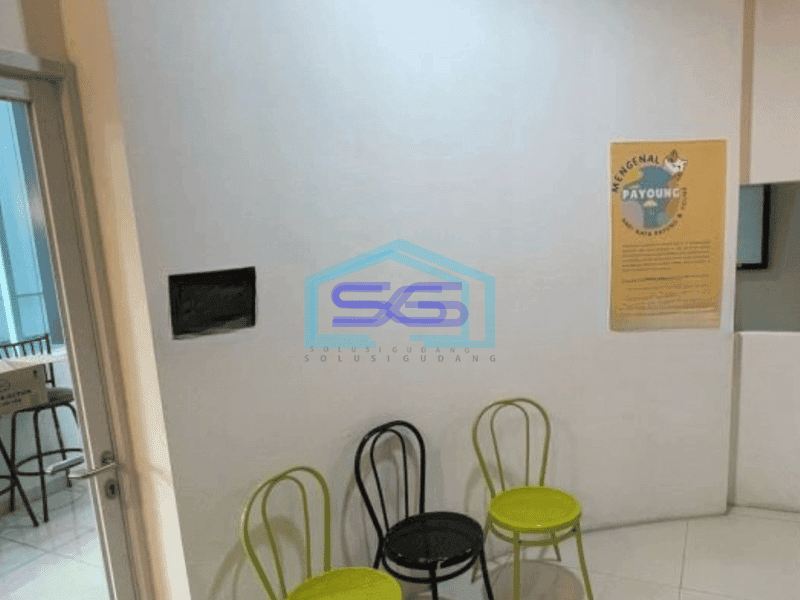 Disewakan Ruko Semi Furnish Mampang Jakarta Selatan Luas Tanah 77 m²