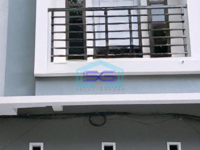 Disewakan Ruko Luas Tanah 200 m² Lokasi Strategis di Banjarmasin