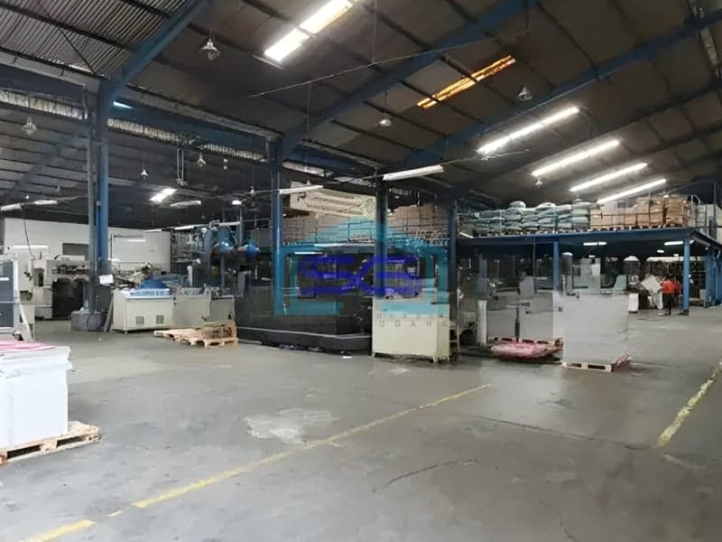 Disewakan Gudang Luas Bangunan 9000 m² Lokasi di Surabaya