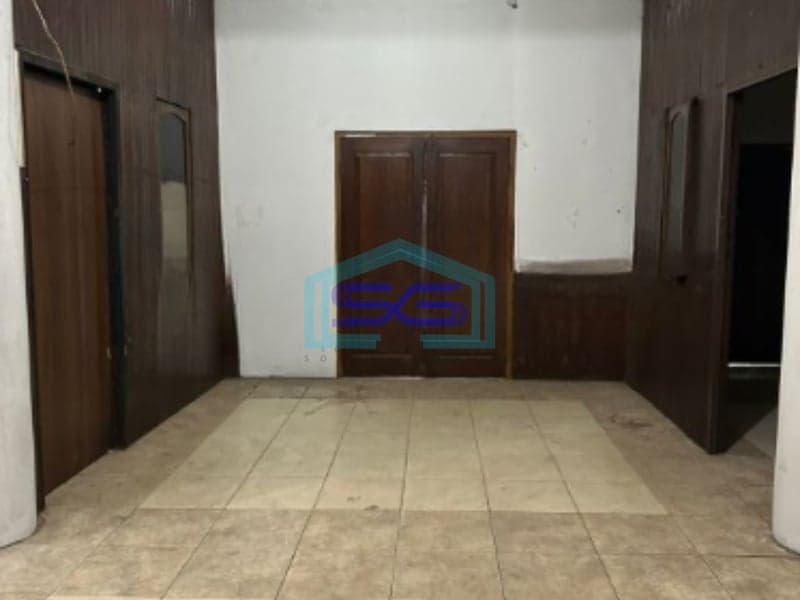Disewakan Ruko 3 Lantai Luas Tanah  300 m² Lokasi Bebas Banjir di Tangerang