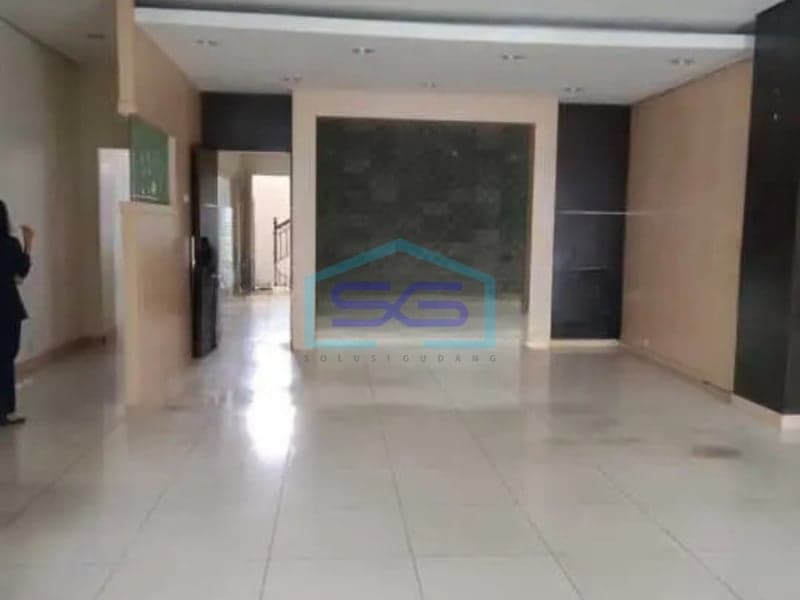 Disewakan Ruko 4 Lantai Lokasi Strategis Buah Batu Bandung Jawa Barat Luas Bangunan 102 m²