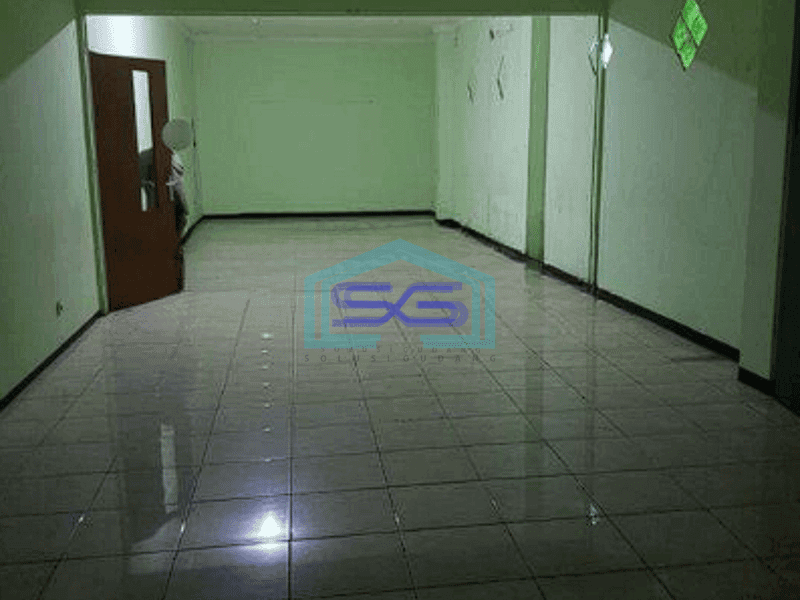 Disewakan Gedung Ruko Pinggir Jalan Raya Akses Toll di Jl Bekasi Barat LT 1000m2