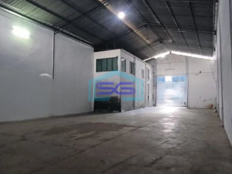 Disewakan Gudang Luas Bangunan 300 m² Lokasi Siap Huni di Jakarta Utara