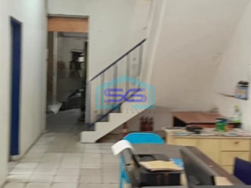 Dijual Gudang Akses Container 40 Feet Luas Bangunan  800 m² Lokasi Rawa Buaya Jakarta Barat