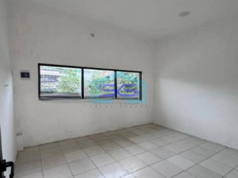 Disewakan Gudang Luas Tanah  300 m² Lokasi Bebas Banjir di Tangerang