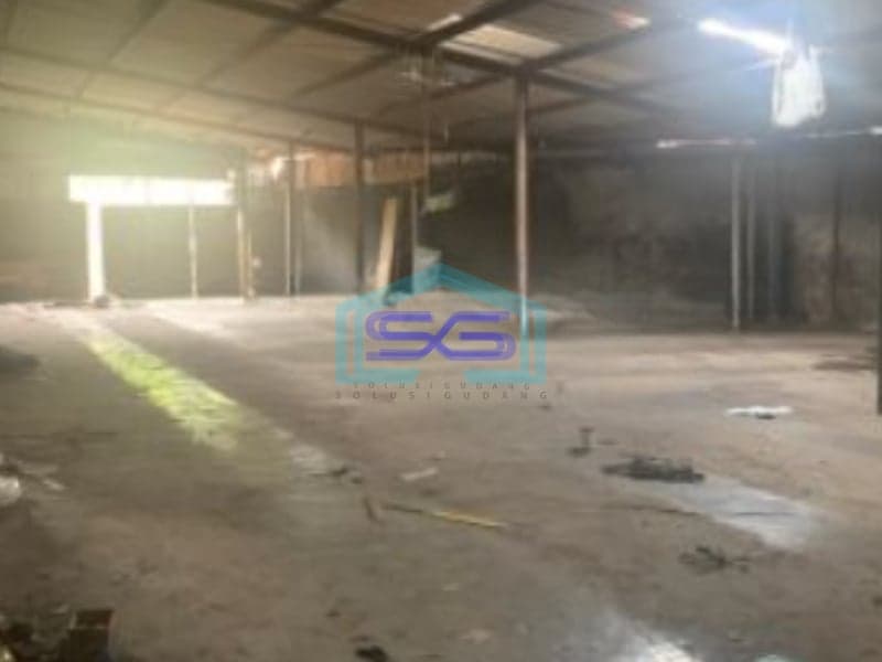 Disewakan Gudang Luas Bangunan 900 m² Lokasi di Meruya Jakarta Barat