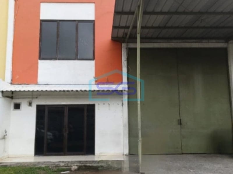Warehouse with 2-Story Office for Rent in Jaya Niaga Jurumudi Warehouse Area, Tangerang, Building Area 330m2