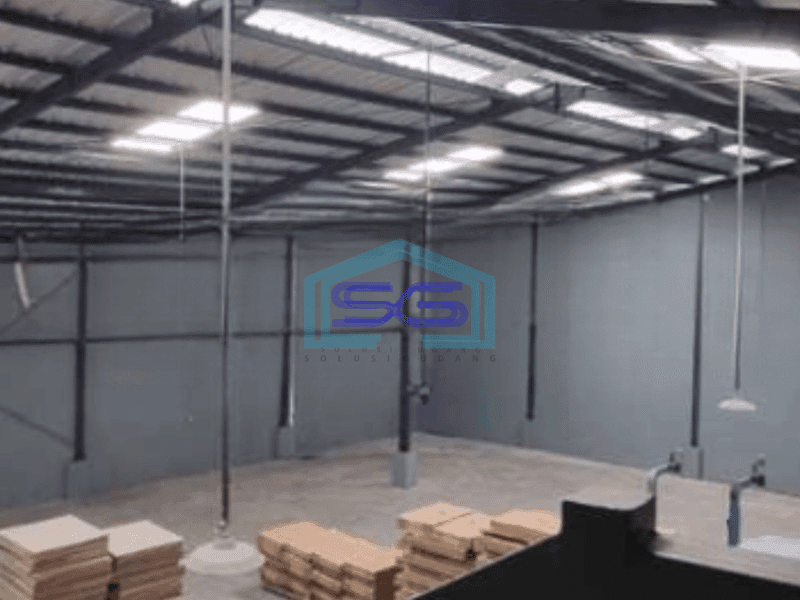 Dijual Gudang Baru Renovasi Luas Bangunan 700 m² Lokasi Cipondoh Tangerang