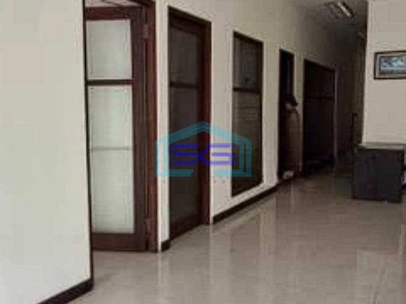 Dijual Ruko Lebar Parkiran Luas Jalan Utama Renon Bali Luas Bangunan 300m2