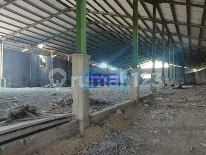 Dijual Gudang Butuh Renovasi Luas 4,3 Hektar di Makassar