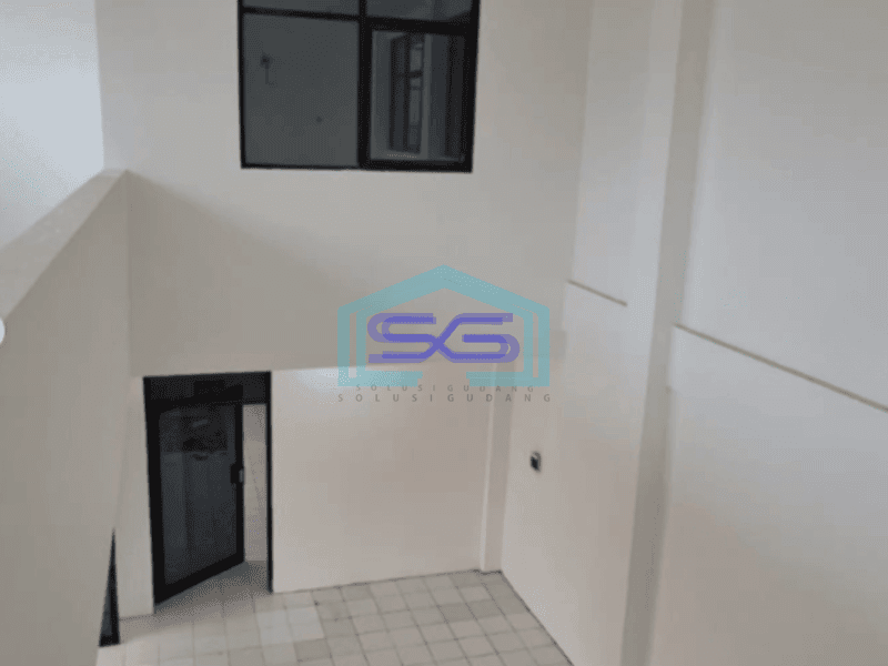 Disewakan Gudang Akses Container 40 Feet Luas Tanah 730 m² di Babat Legok Tangerang