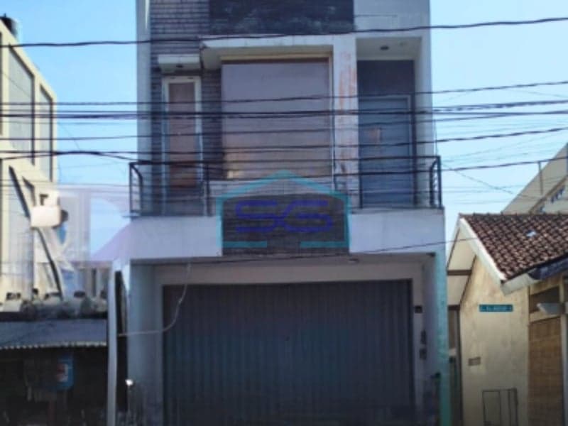 Dijual Ruko Tengah Kota di Karanganyar Semarang Tengah Jawa Tengah Luas Bangunan 135m²