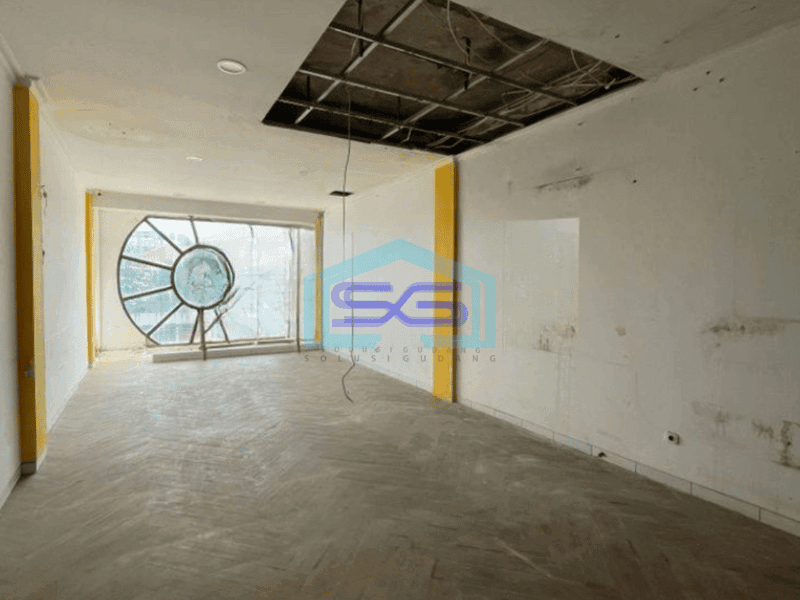 Disewakan Ruko 2 Lantai Dengan Rooftop Disewakan Di Area Kemang Jakarta Selatan LB 225m2