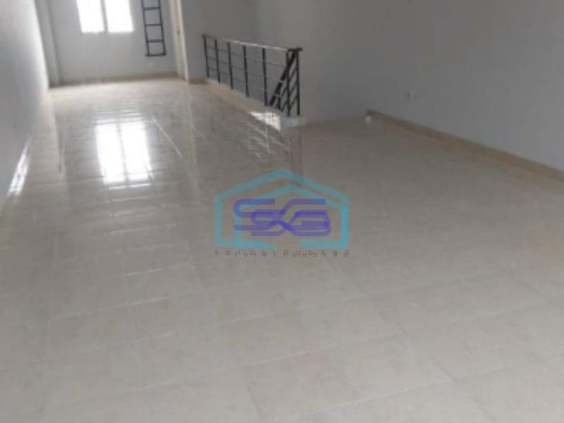 Disewakan Ruko Hadap Jalan Raya di Mendrisio Gading Serpong Tangerang Luas Bangunan  240 m²